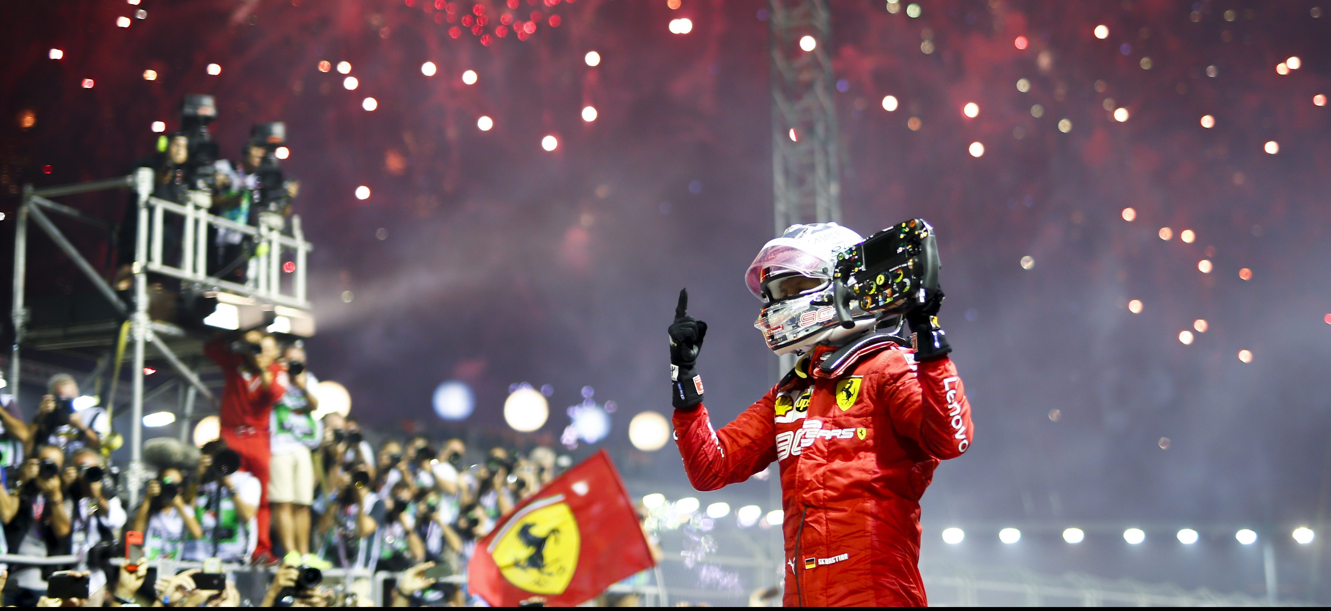 Sebastian Vettel wins the Singapore Grand Prix