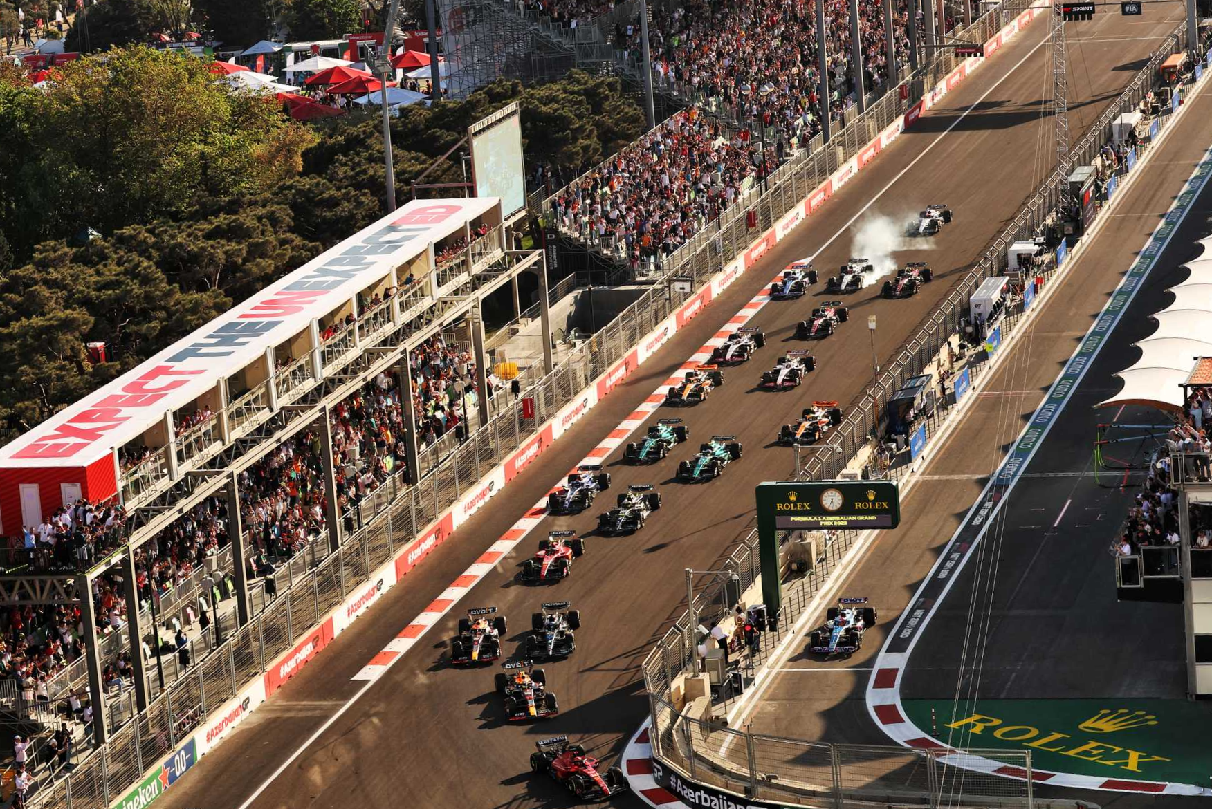 The start of the regular Sunday race during the Formula 1 Sprint weekend in Baku.
